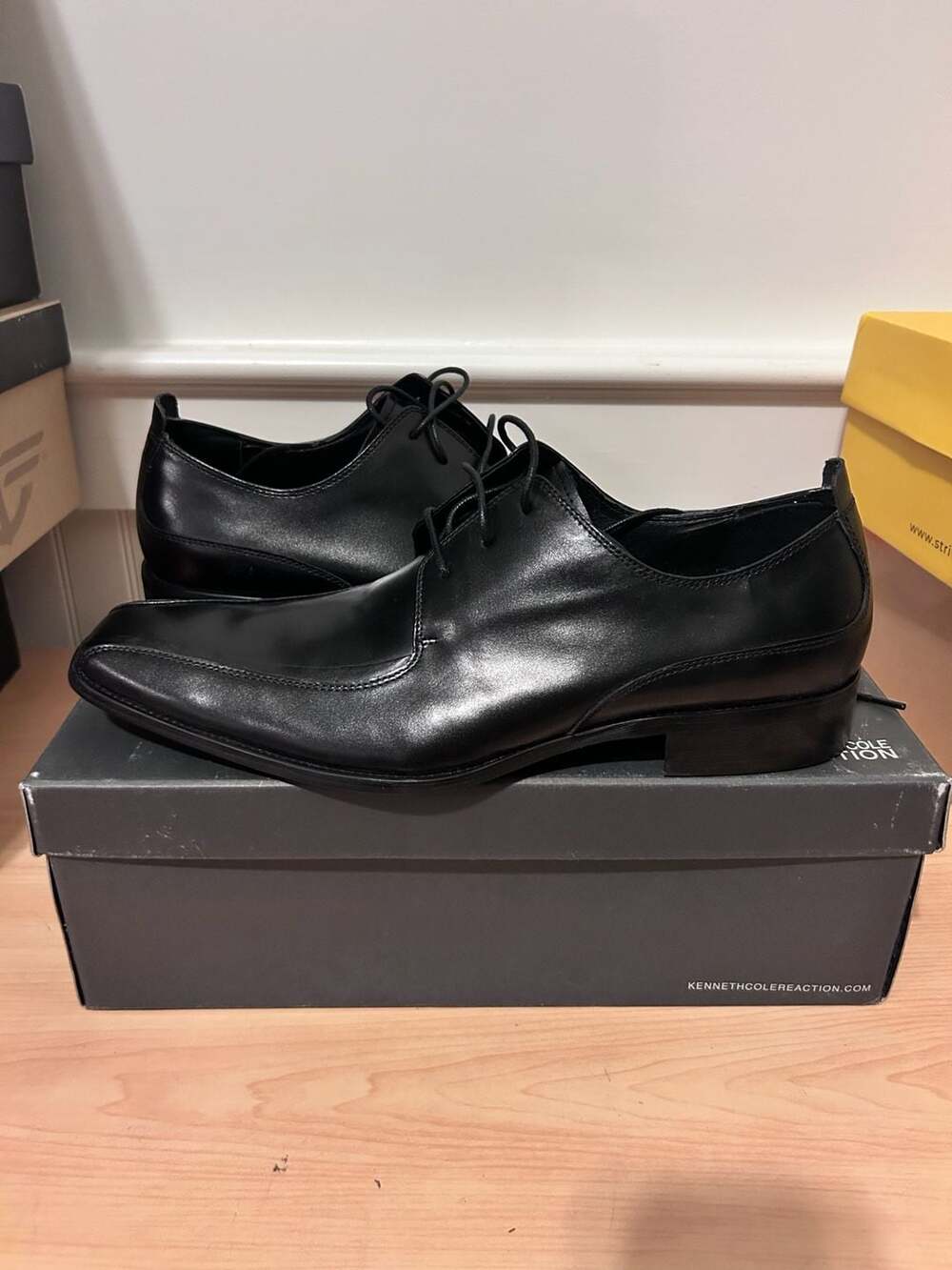 Kenneth Cole Reaction Brave Face On LE Black Leather Dress Shoes Size 11